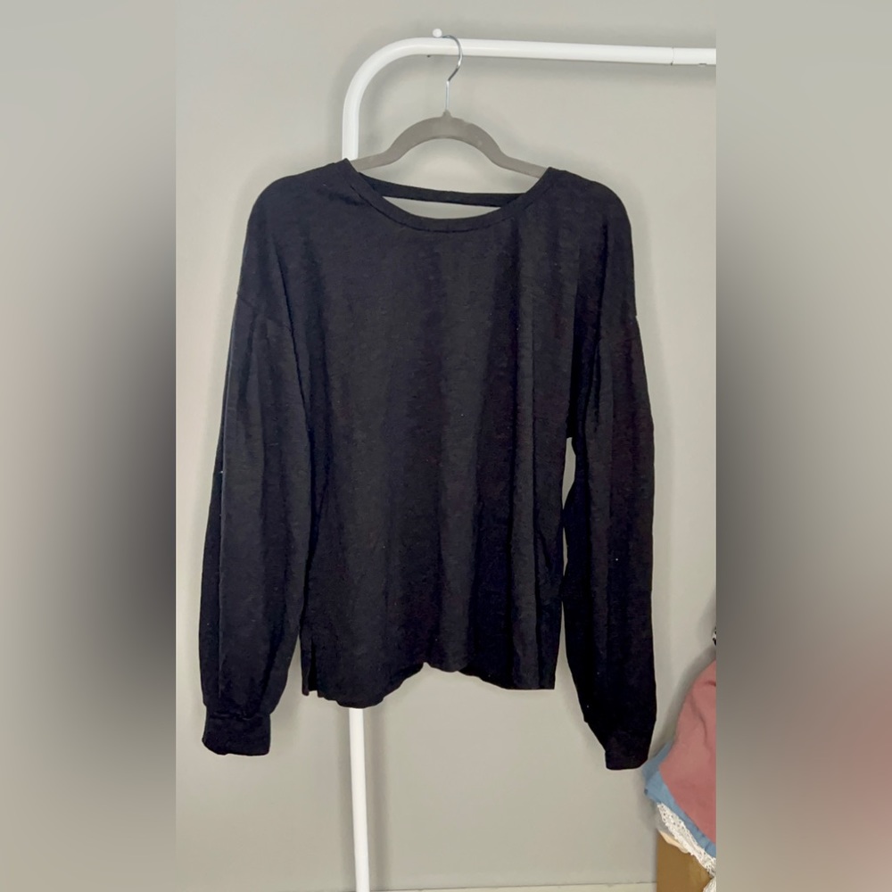 Athletic long sleeve